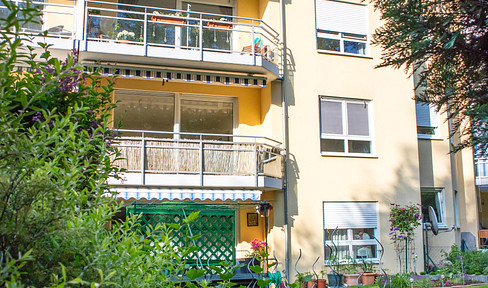 Ruhige 3-Zimmer-Wohnung mit Traumbalkon und Tiefgaragenstellplatz