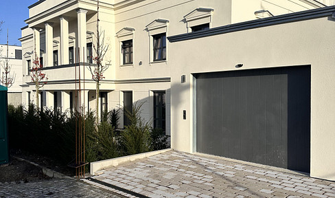 2-Zimmer, Jugendstilhaus, Erdgeschoss, große überdachte Terrasse