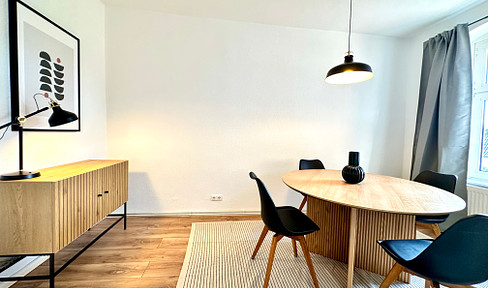 Teilmöbliertes & stilvolles City-Apartment mit Bahnhofsnähe: Komfortables Wohnen in urbaner Eleganz