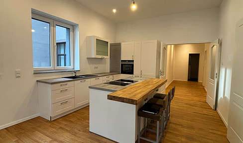 Wunderschöne 3,5-Zimmer-Wohnung mit Balkon!