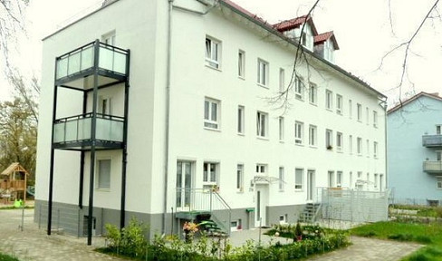 LA SCHÖNBRUNN: sehr schöne und helle 2 ZKB mit Wohnküche u. EBK