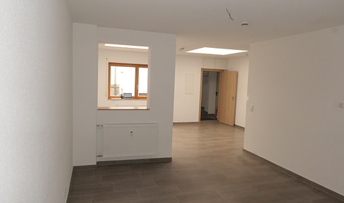 Ansprechende 4,5-Zimmer-Wohnung, komplettes ruhiges Hinterhaus in Fulda