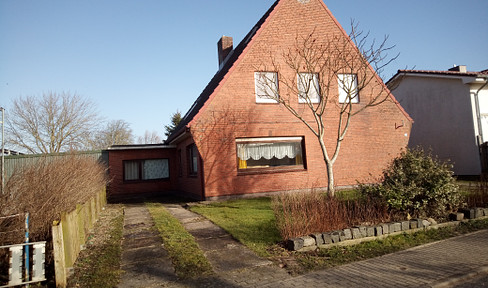 Einfamilienhaus mit viel Platz und großem Garten