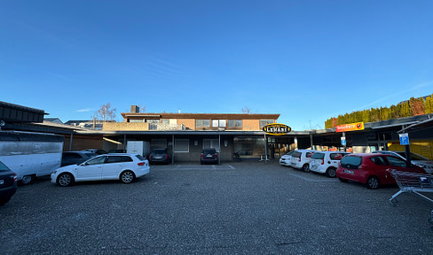 Residential and commercial building in Böblingen shopping center