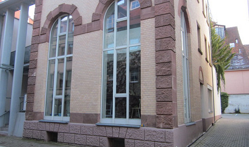 GALERIE 58 m² in 78050 VILLINGEN-ALTSTADT ZU VERMIETEN