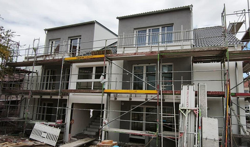 Letzte Neubauwohnung, 4 Zimmer, barrierefrei, zwei Terrassen und mit KfW 55 Standard