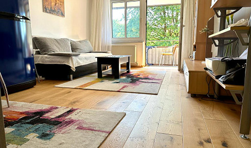 Provisionsfrei und bezugsfrei! Wohnung mit Balkon. Nähe Theresienwiese