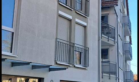 Attractive two-room apartment with fitted kitchen and balcony