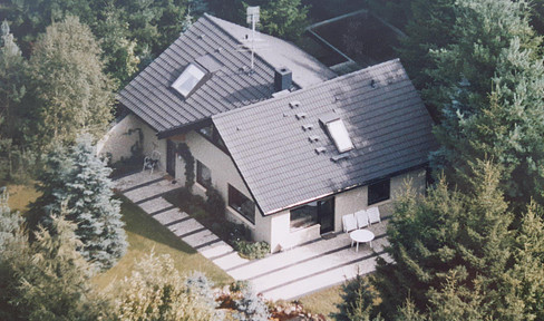 Idyllic detached house for couple (with child)