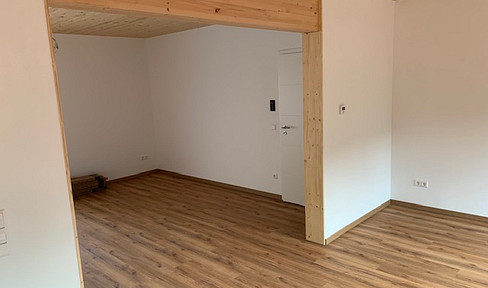 Doppelhaushälfte Bretten/OT mit Stadtbahnanschluss