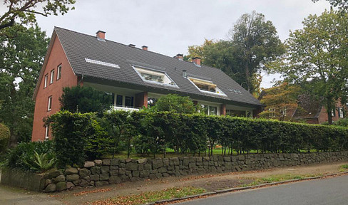 Moderne 2,5-Zimmer-Dachgeschosswohnung · 106 m² · hell, offen & ruhig mit Südbalkon Klein-Flottbek