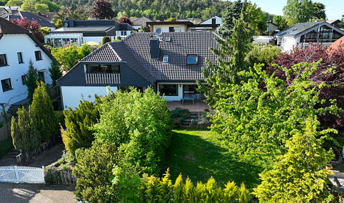 Eighties-style villa