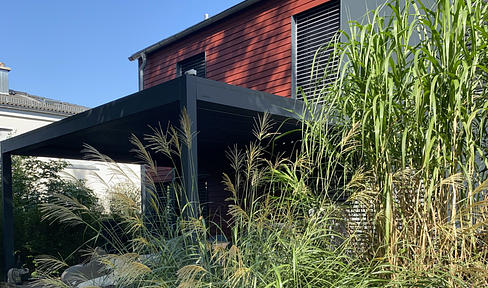 Energy-efficient living in the countryside - detached house near the lake