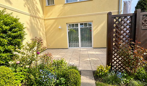 Ruhig wohnen, zentral leben: Doppelhaushälfte mit Süd-West-Garten – Uni & Südstadtklinikum zu Fuß