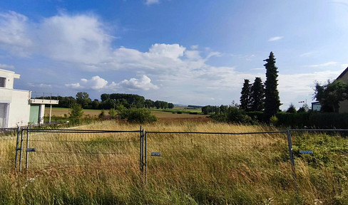 Exclusive 1,111 m² plot in Wolfsburg-Heiligendorf - with distant views, divisible, no building obligation