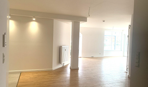 Fantastic 2-room apartment with conservatory
