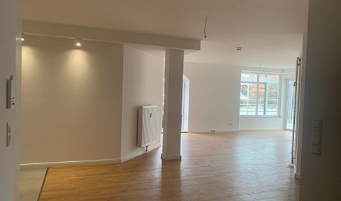 Great 2-room apartment with conservatory