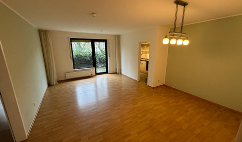 Beautiful 2-room apartment with terrace and parking space!