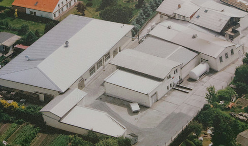 Production facility with offices and an operator's apartment