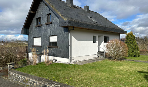 Family idyll with garden in the Westerwald - first occupancy after renovation