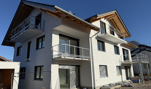 Neubau, traumhafte 5 Zimmer Wohnung mit Dachterrasse und Bergblick