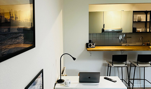 Furnished apartment with underground parking space in Bremen-Nord.