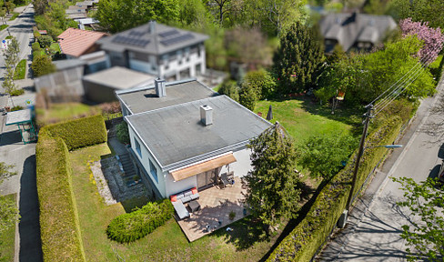 Eckgrundstück-  Baugrundstück- Bestandshaus saniert. 100m zur Weltstadt zum Bodenrichtwert 2024