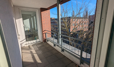 Helle, zentrale und ruhige 2-Zimmerwohnung mit Balkon