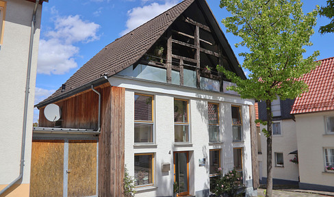 Individuelles Haus zum Verkauf – Ein Zuhause mit Charakter