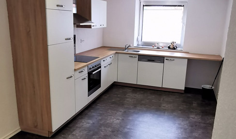 Move in and feel good ....top-renovated residential building in 66450 Bexbach-Höchen