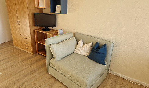 Sublet furnished room in spacious apartment in Eimsbüttel (between UKE & University)
