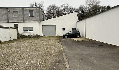 Warehouse approx. 70m2 + 4 garages + approx. 420 m2 open space in Lünen