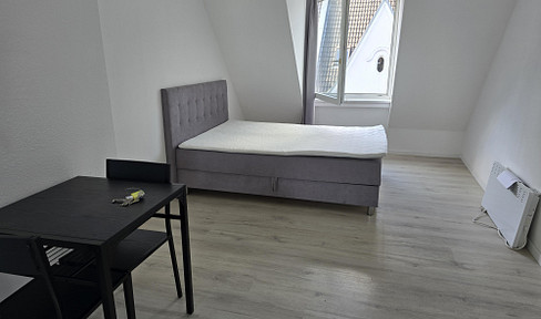 Beautiful attic studio in Bochum-Riemke near the U35 line, ideal for students & singles