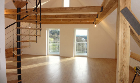 Open space - Sunny maisonette with distant views