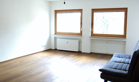 Beautiful bright renovated apartment in a good location