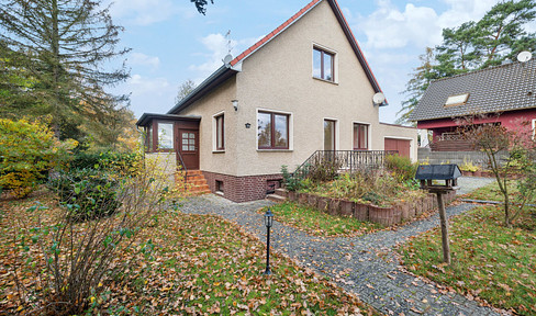 Spree oasis for the whole family: detached house with idyllic garden