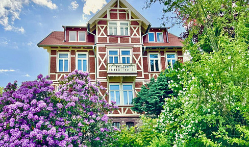 Einzigartig! Saniert! Einzugsbereit! - Fachwerk-Villa in sonnigster Lage