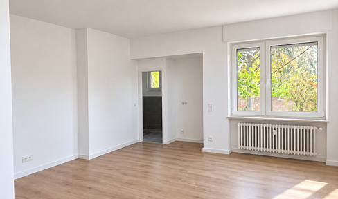 Wohnen in Altbauwohnung im Herrenhaus mit wertiger Ausstattung in zentraler Lage von Bonn-Duisdorf