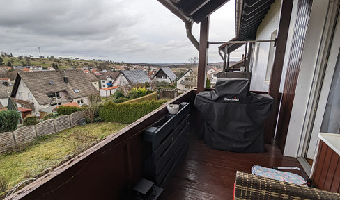 Sehr schöne Wohnung mit Fernblick