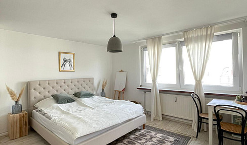 Beautiful, bright 2nd room apartment, own sunny garden/terrace