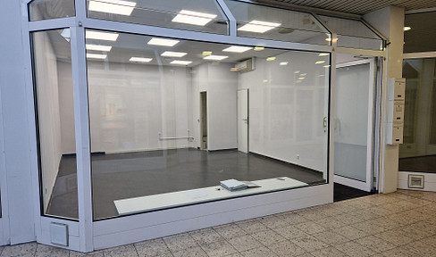 Store, prime location in the pedestrian zone