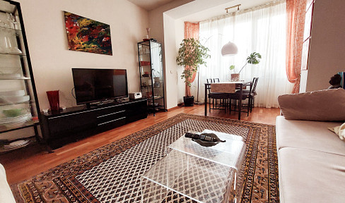 Very central and yet quiet, beautiful 3-room apartment (63 sqm) in Berlin City West