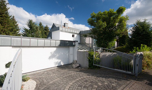 Fantastic property near Kassel / Helsa