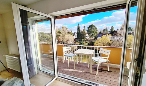 Möbliertes, stilvolles, geräumiges Penthouse mit atemberaubender Aussicht und schneller Anbindung.