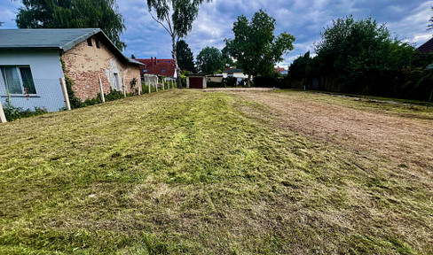 Commission-free building plot in Berlin-Bohnsdorf - ideal for families, close to forest and water