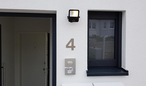 Available from 01.07.2025! Duplex apartment with large garden and one parking space. Energy class A+.
