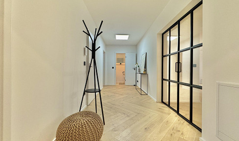 Modern penthouse by the city forest - urban lifestyle meets luxury furnishings