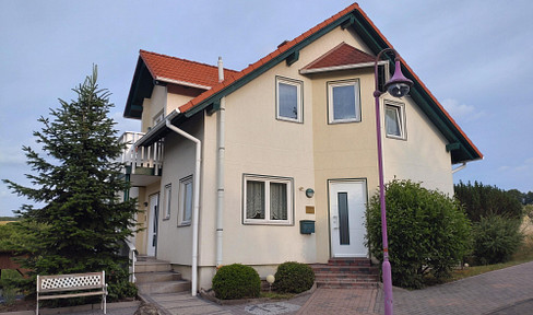 Brokerage-free: Architect's house as a detached or semi-detached house, also office or commercial use