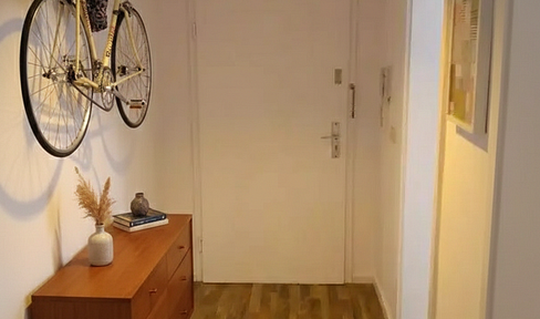 2-room apartment with EBK, suitable for shared flat, non-smoker