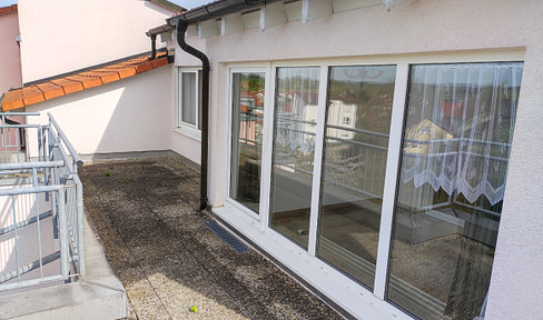 Lichtdurchflutete Penthouse - / Maisonette-Whg mit Wintergarten